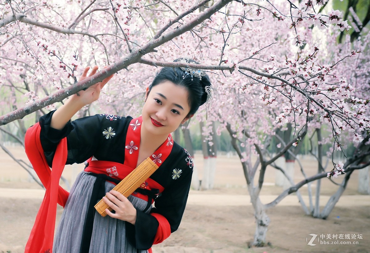 #佳能月赛-人间四月天#三生三世桃花缘