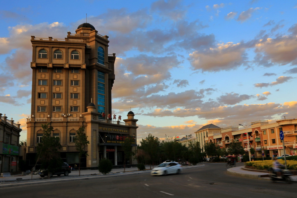 二连浩特市晚霞