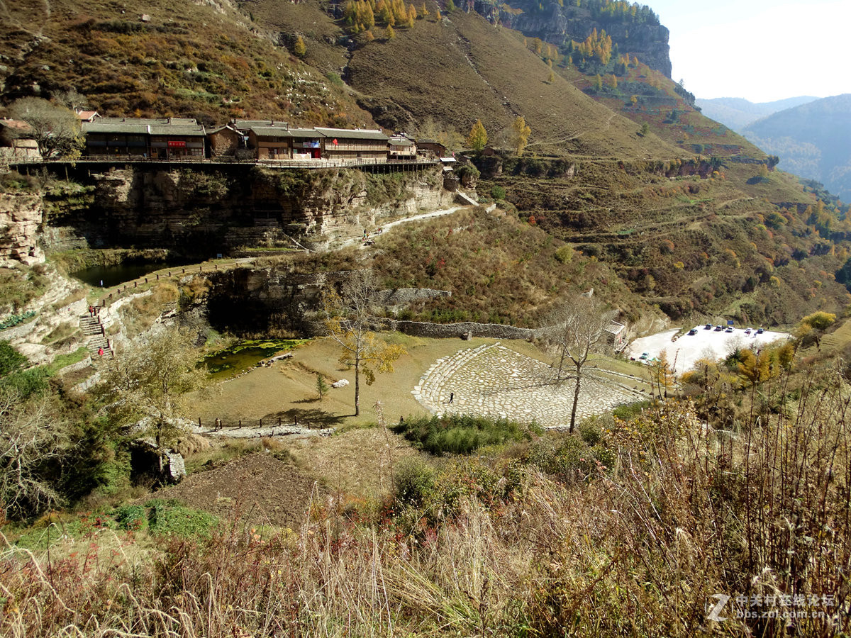 山西东寨悬空村三