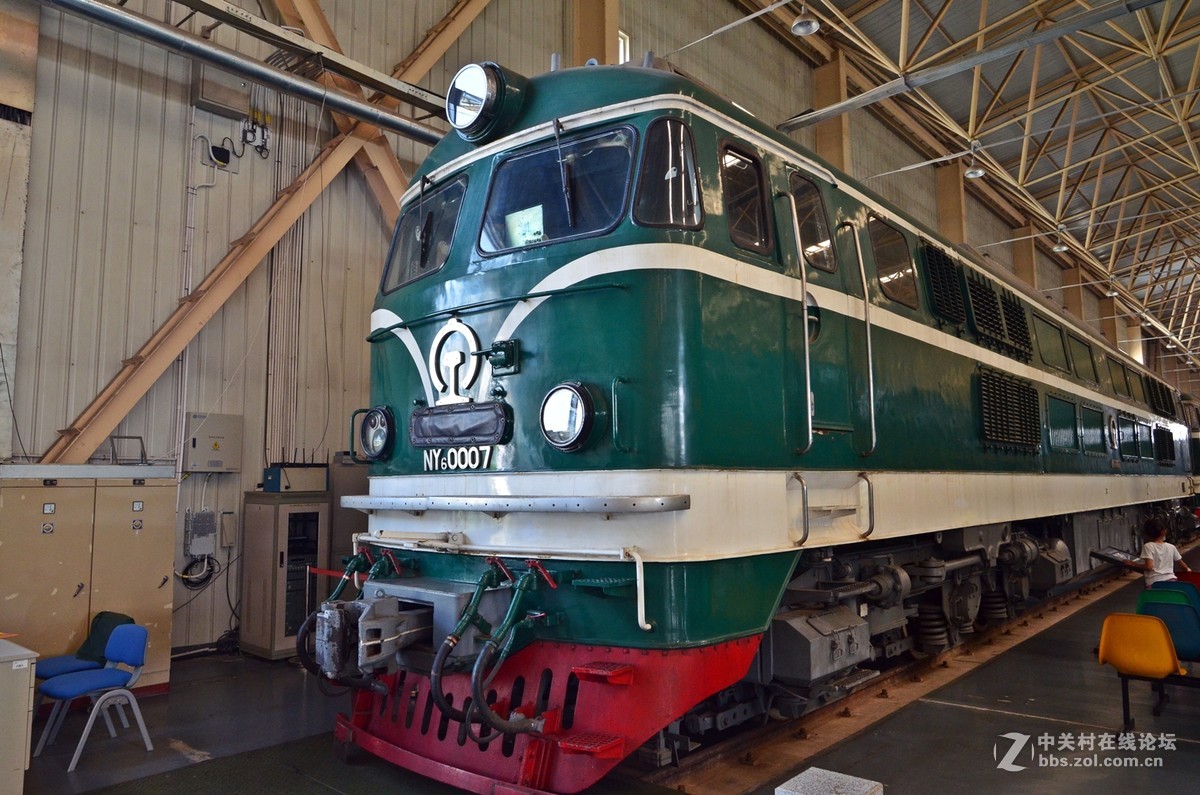 北京铁道博物馆东郊馆的部分火车头