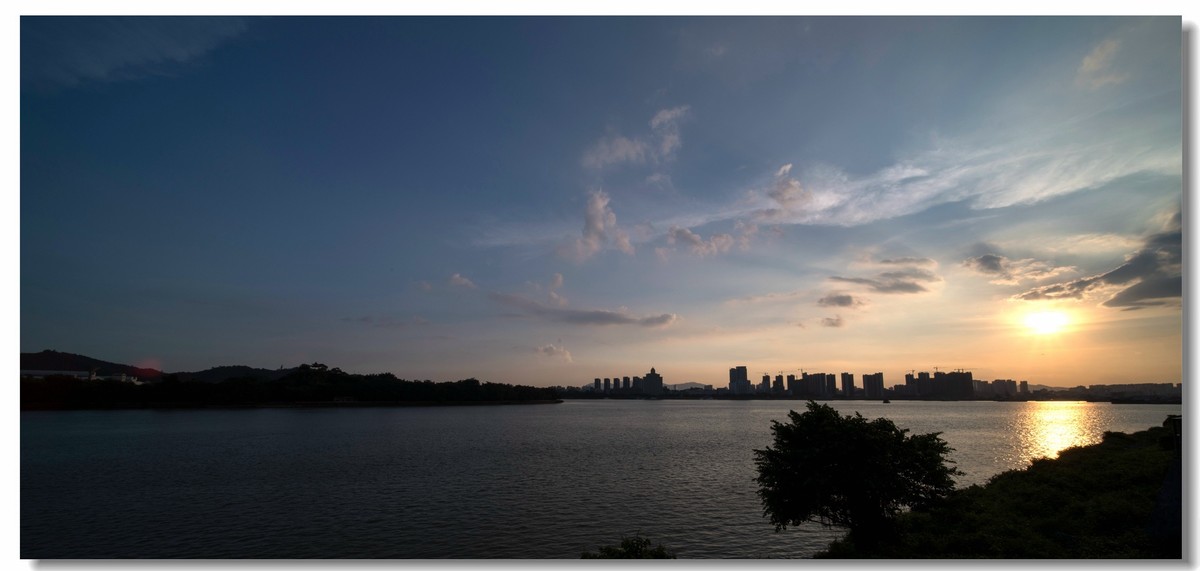 江门潮莲岛的夕阳