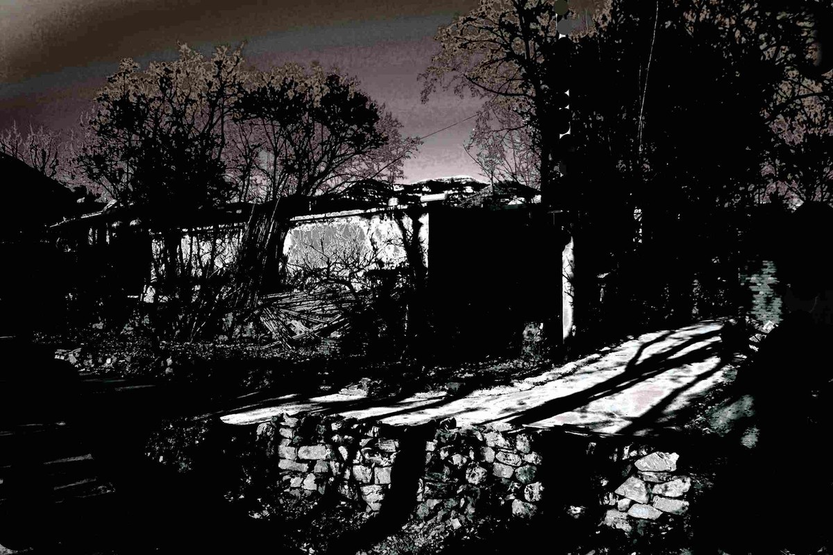 马中文达思-太行山下