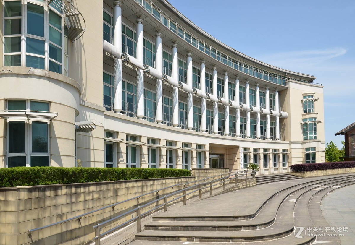 松.江泰晤士小镇