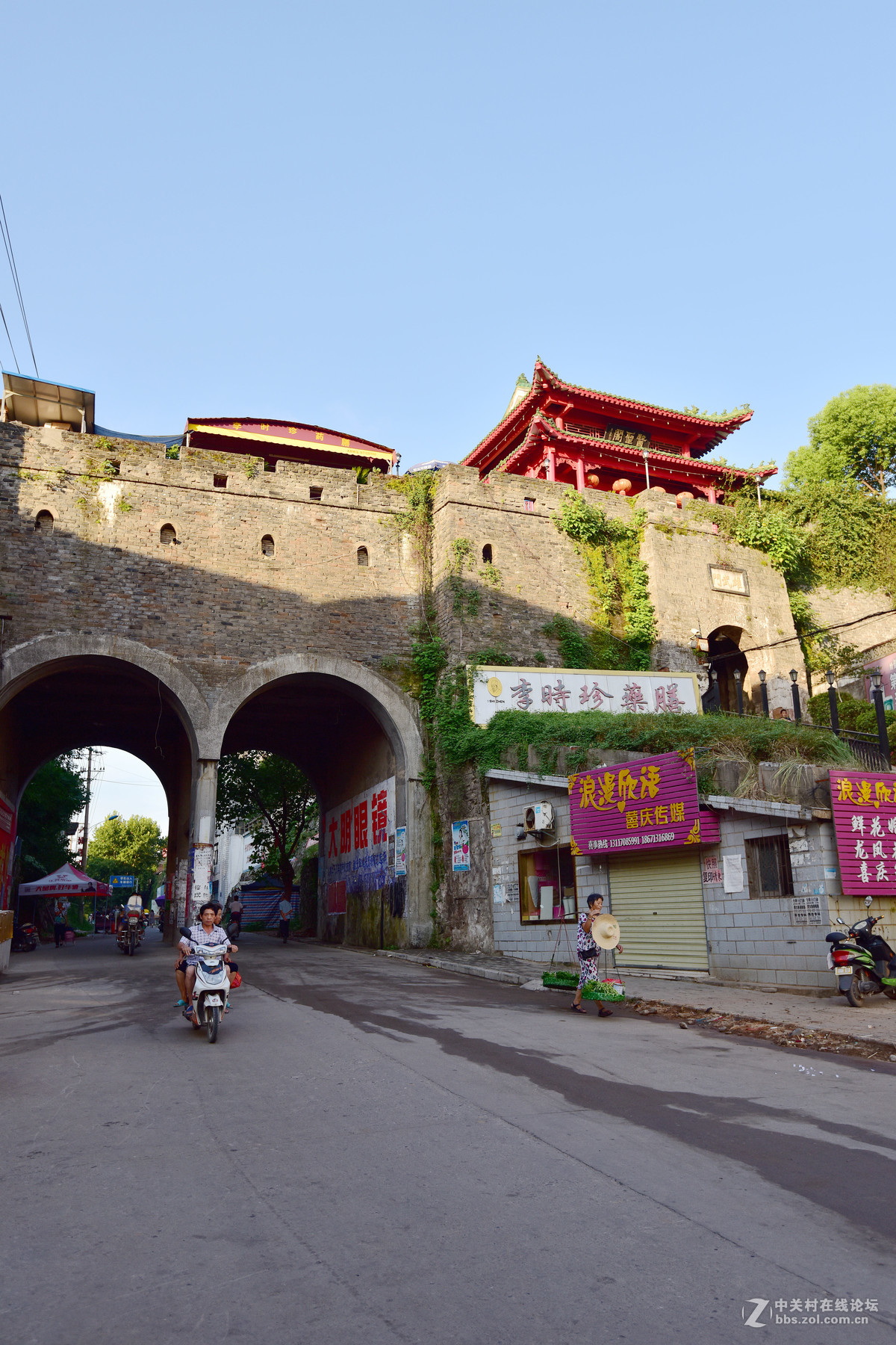 蕲州古镇东长街的早晨