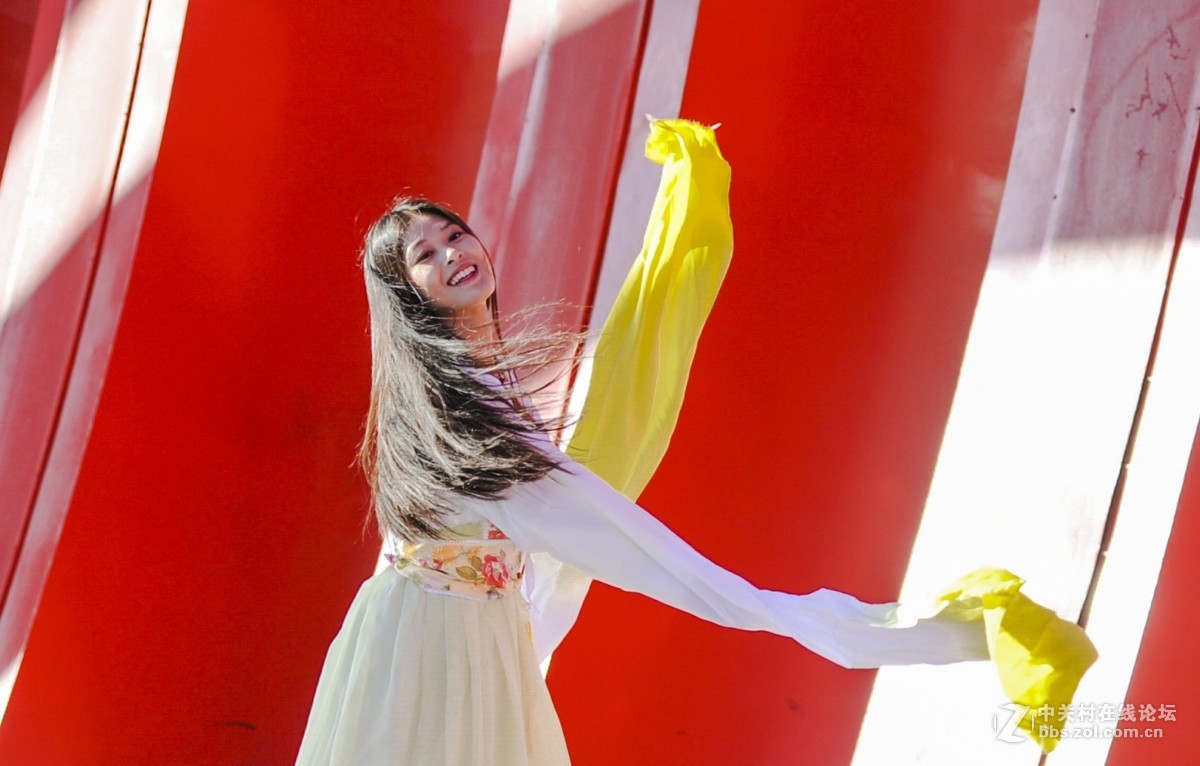 携新拍的中央戏剧学院陈同学的藏风舞蹈拜会兰州坛师友