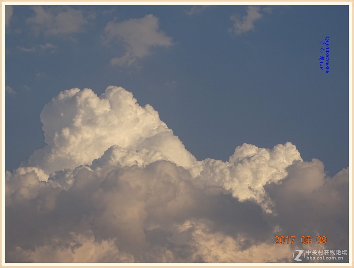 蓝天白云    千变万化