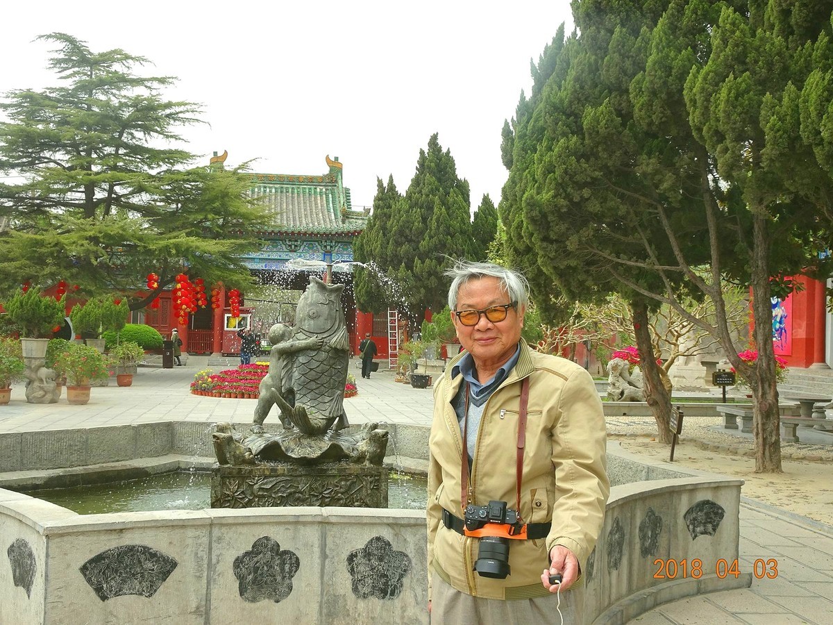 开封自拍照。我摄影我快乐，齐摄影齐快乐。75岁一老头祝摄友都快乐。