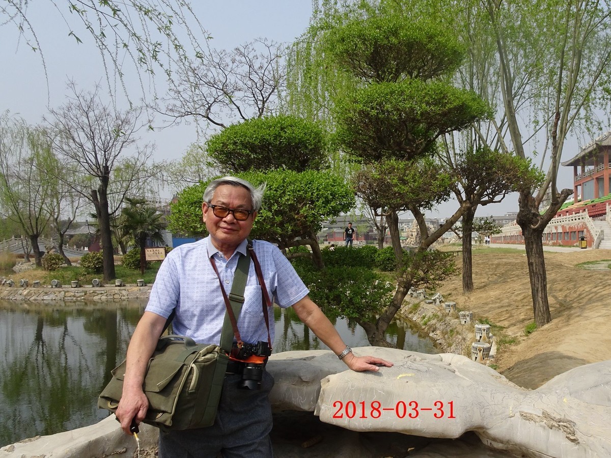 开封自拍照。我摄影我快乐，齐摄影齐快乐。75岁一老头祝摄友都快乐。