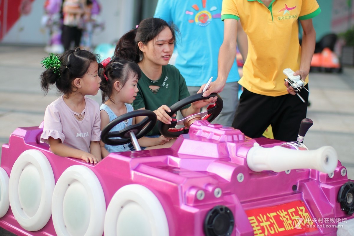 永诺50定大光圈抓拍