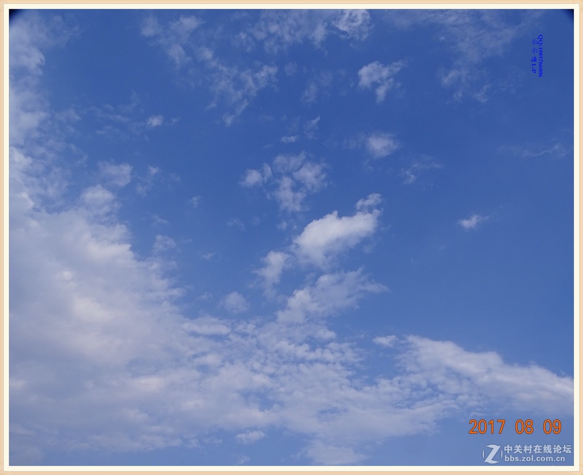 蓝天白云    千变万化