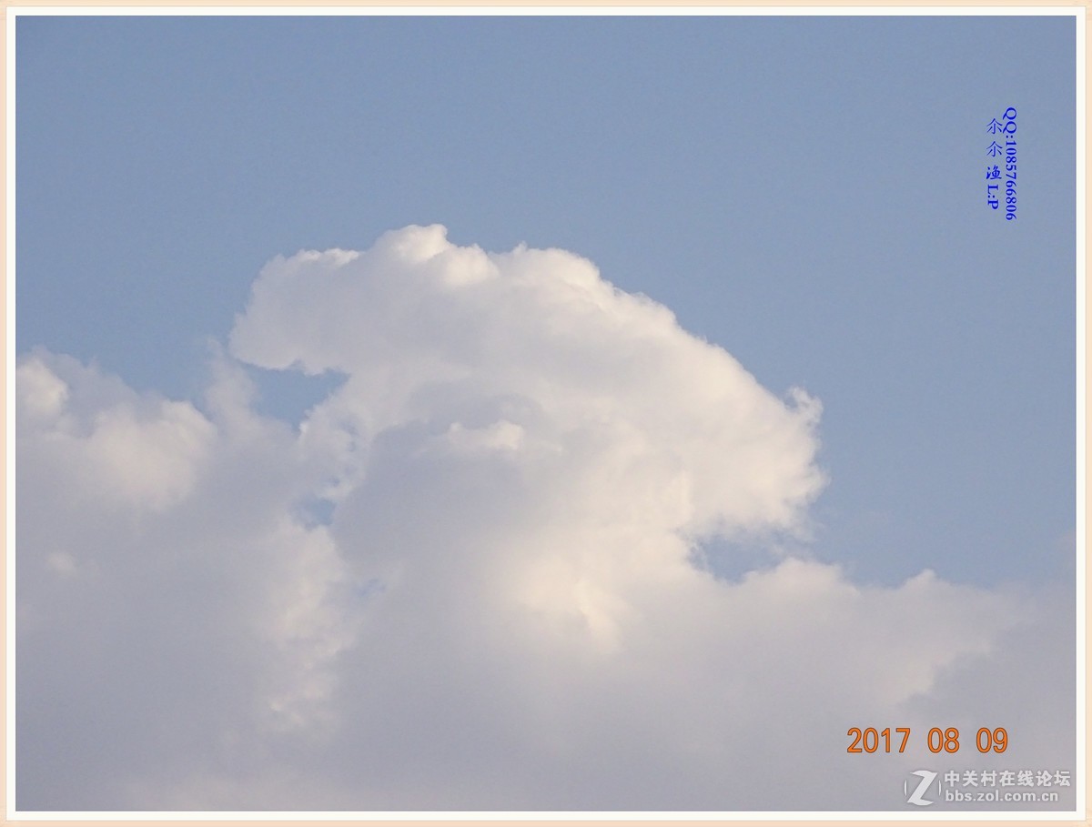 蓝天白云    千变万化