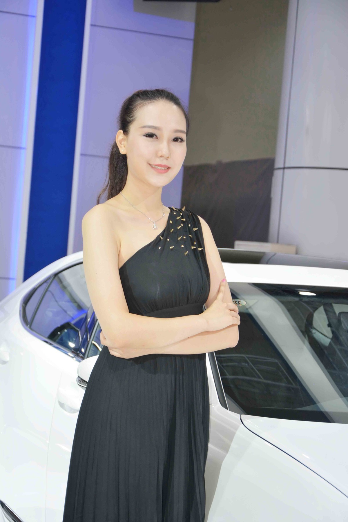 2016年大连车展的一些车模美图