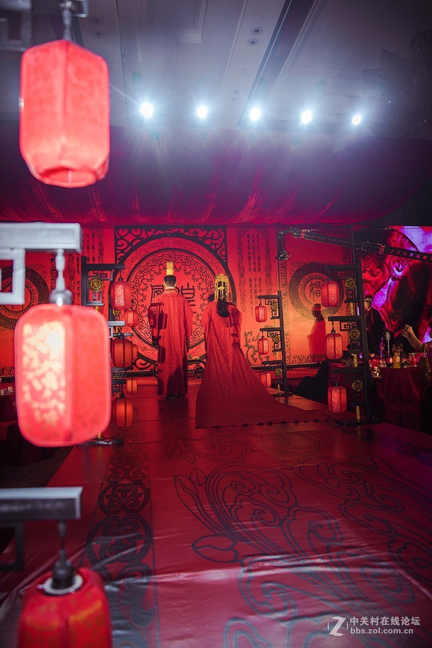 【许你凤冠霞帔】