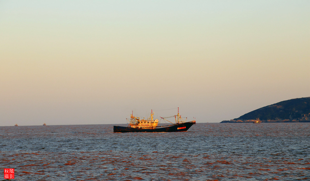 东方巴黎圣母院 《石塘》