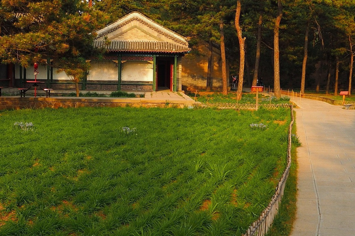 初夏的避暑山莊