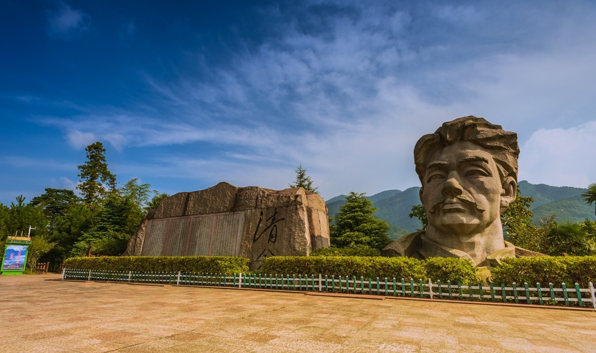 爱国主义教育一代代传下去