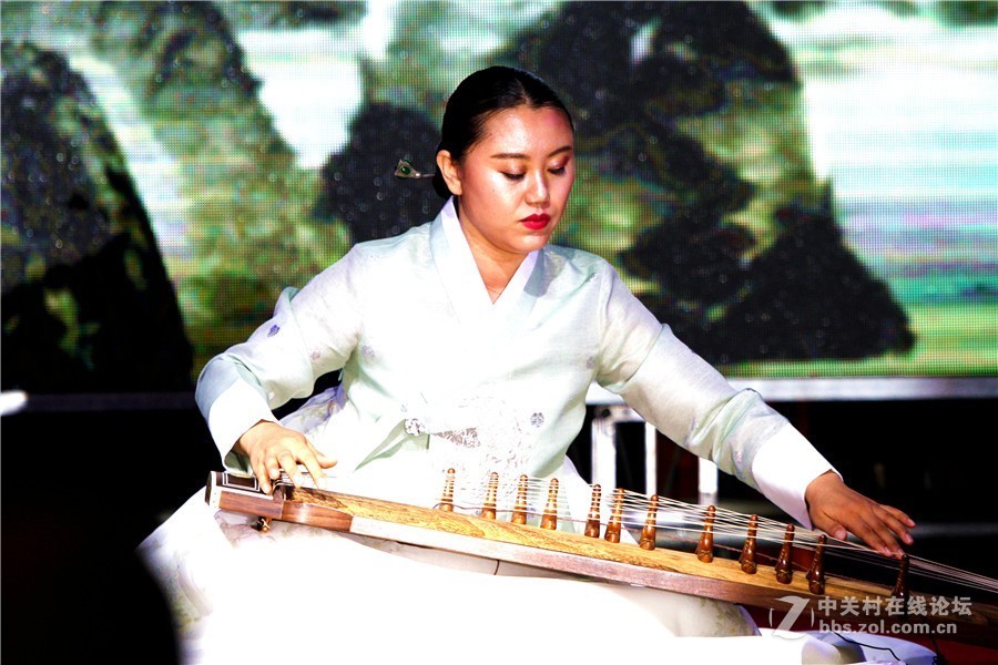 中/日/韩首届民族音乐大典今晚举行