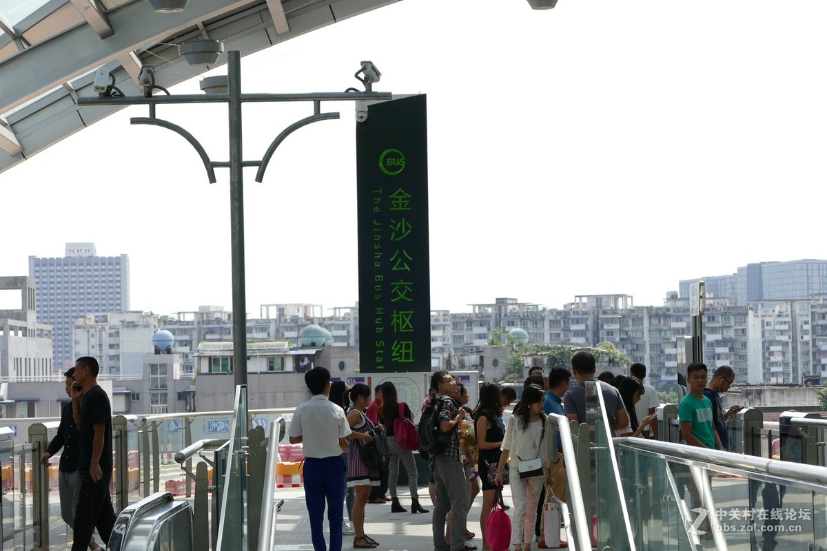 尚未完全交付使用的金沙枢纽站