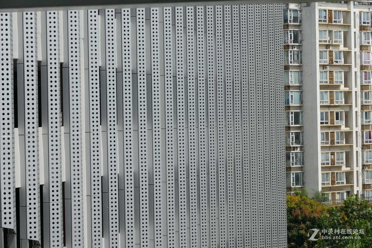 尚未完全交付使用的金沙枢纽站