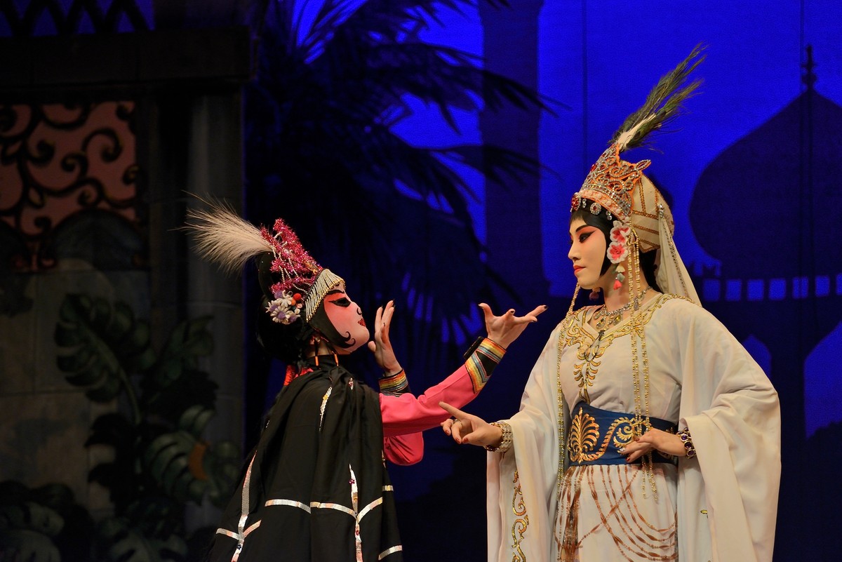 上海京剧院迎新贺岁演出神话京剧武戏《盘丝洞》习作（二）