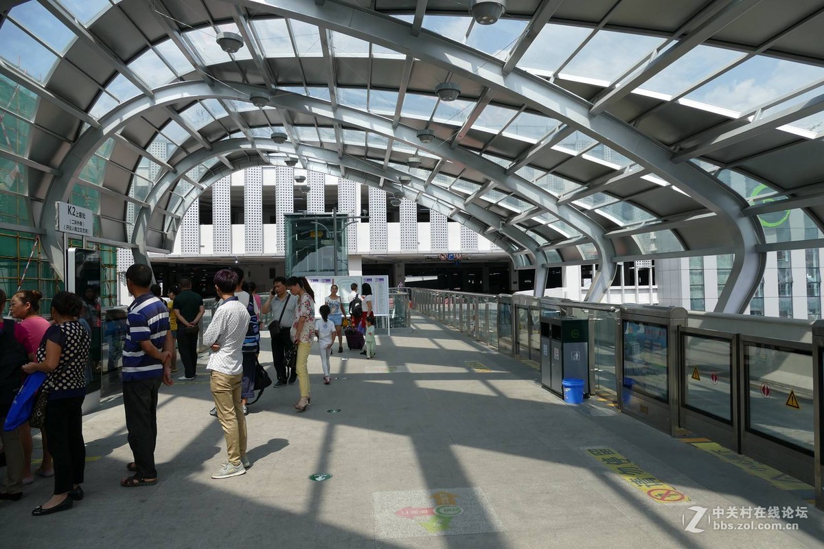 尚未完全交付使用的金沙枢纽站