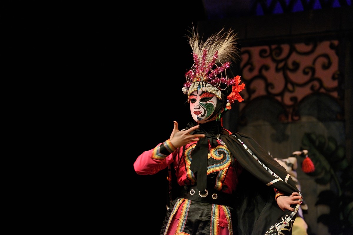 上海京剧院迎新贺岁演出神话京剧武戏《盘丝洞》习作（二）