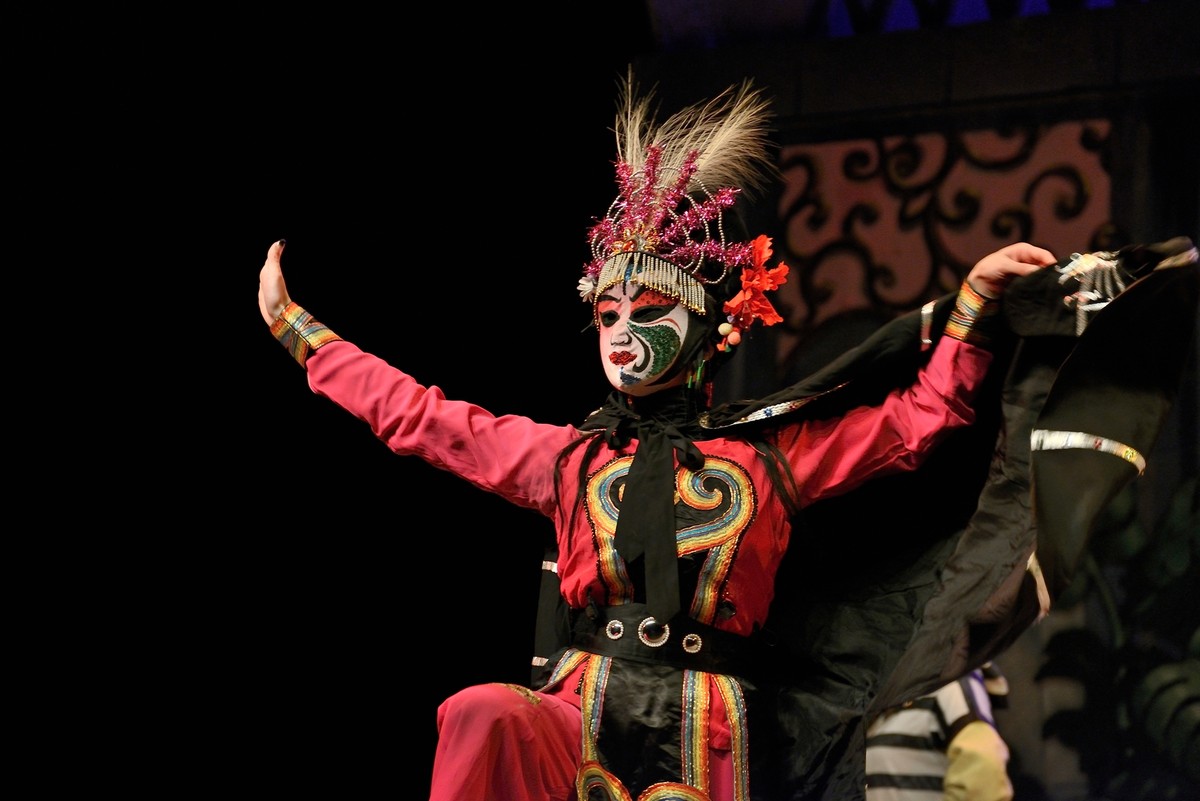 上海京剧院迎新贺岁演出神话京剧武戏《盘丝洞》习作（二）