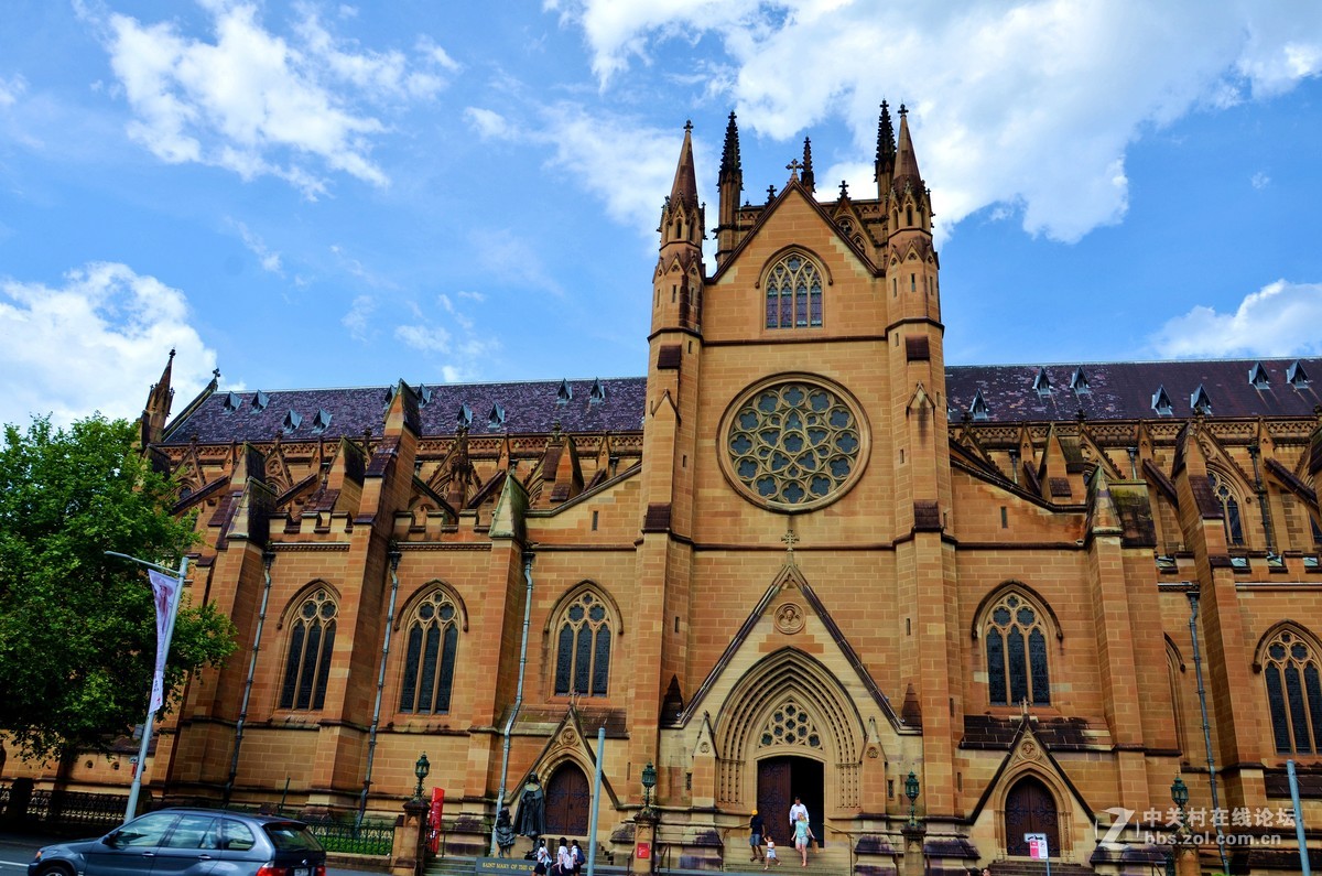 圣玛丽亚教堂下