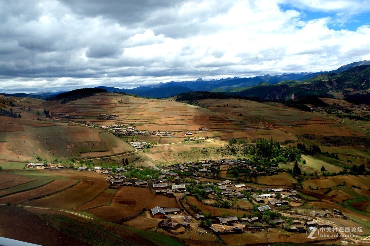 丽江行使香格里拉沿途风光