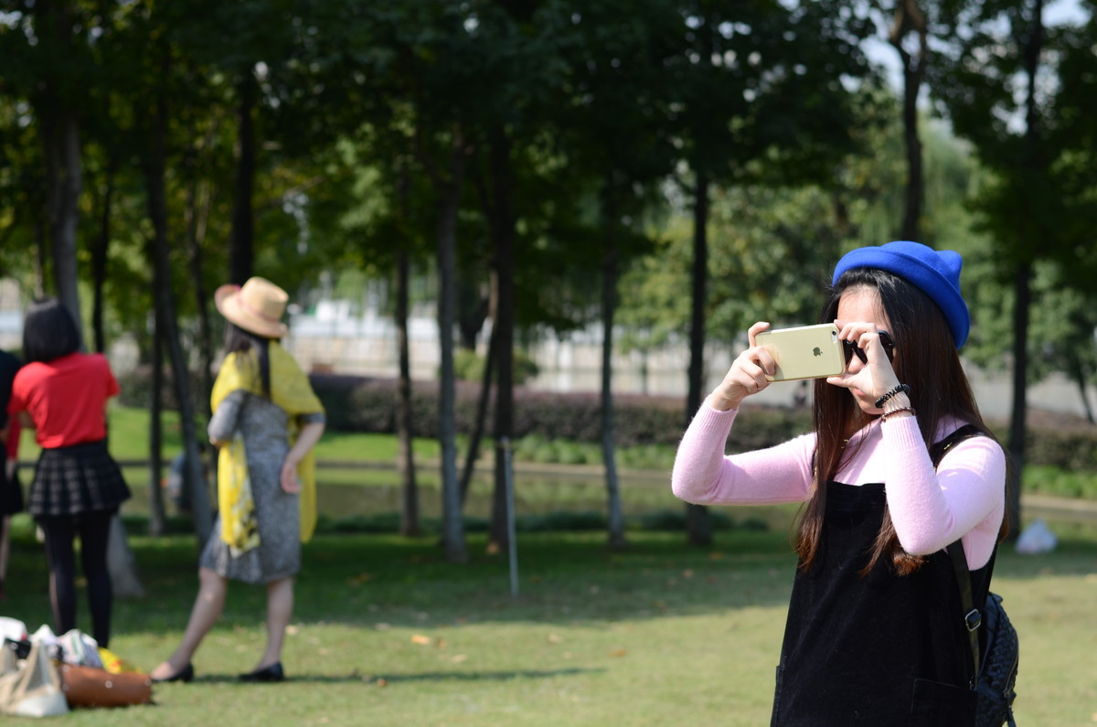 生活追随着光明，穷极一生只望最初的梦想