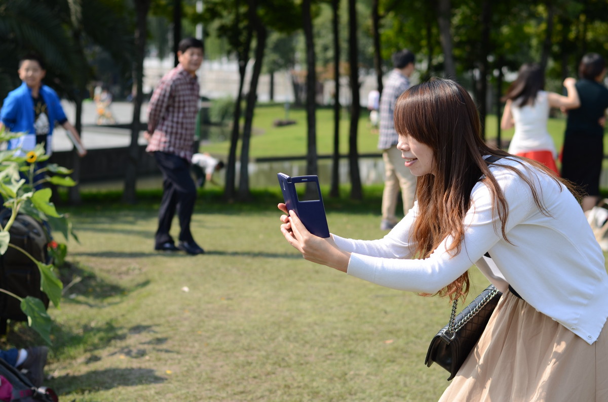 生活追随着光明，穷极一生只望最初的梦想