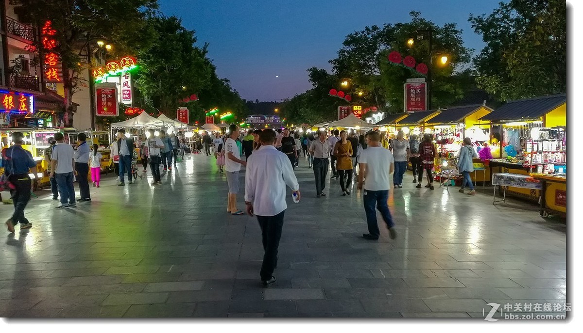 陕川云贵湘骑游手机随拍——彝人古镇