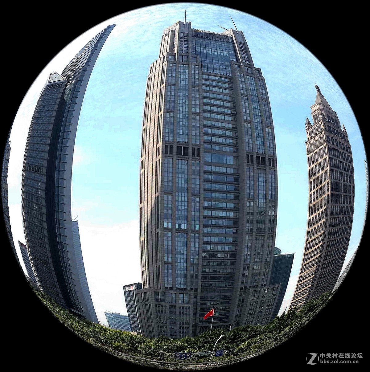 变态视觉手机鱼眼拍上海的摩天大楼