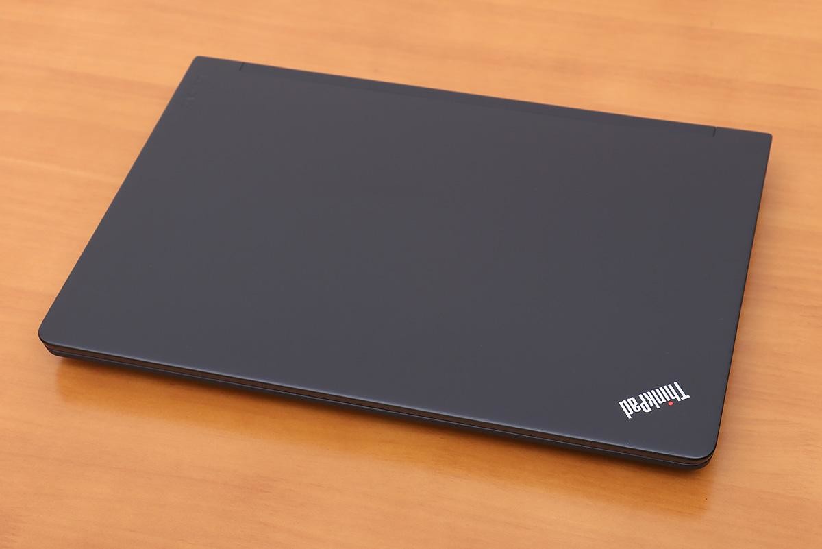 新本到手，帮朋友的 ThinkPad 黑将 S5 游戏笔记本升级了内存