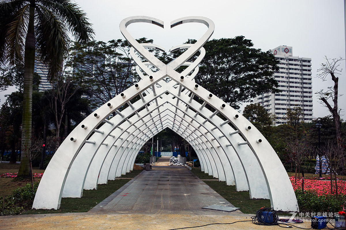 文华公园添新颜