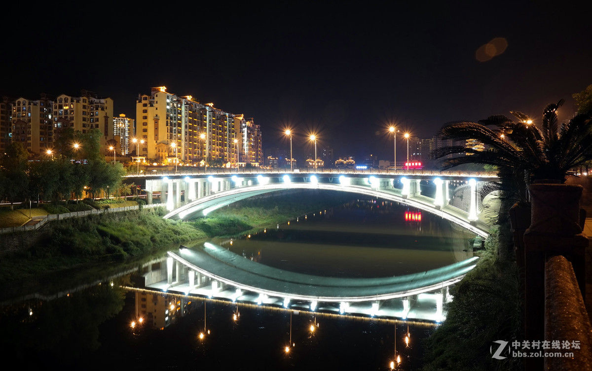 小城夜景（一）