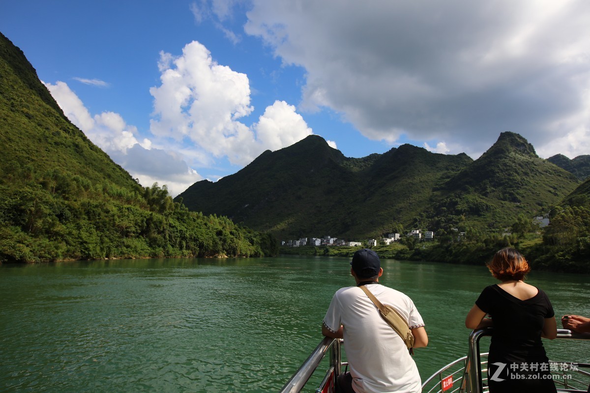 蓝色的红水河 之二