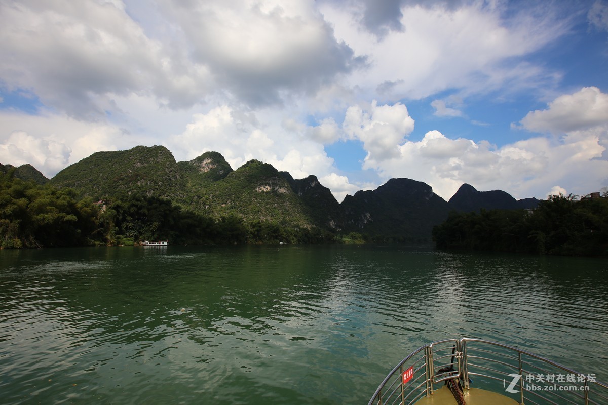 蓝色的红水河 之二