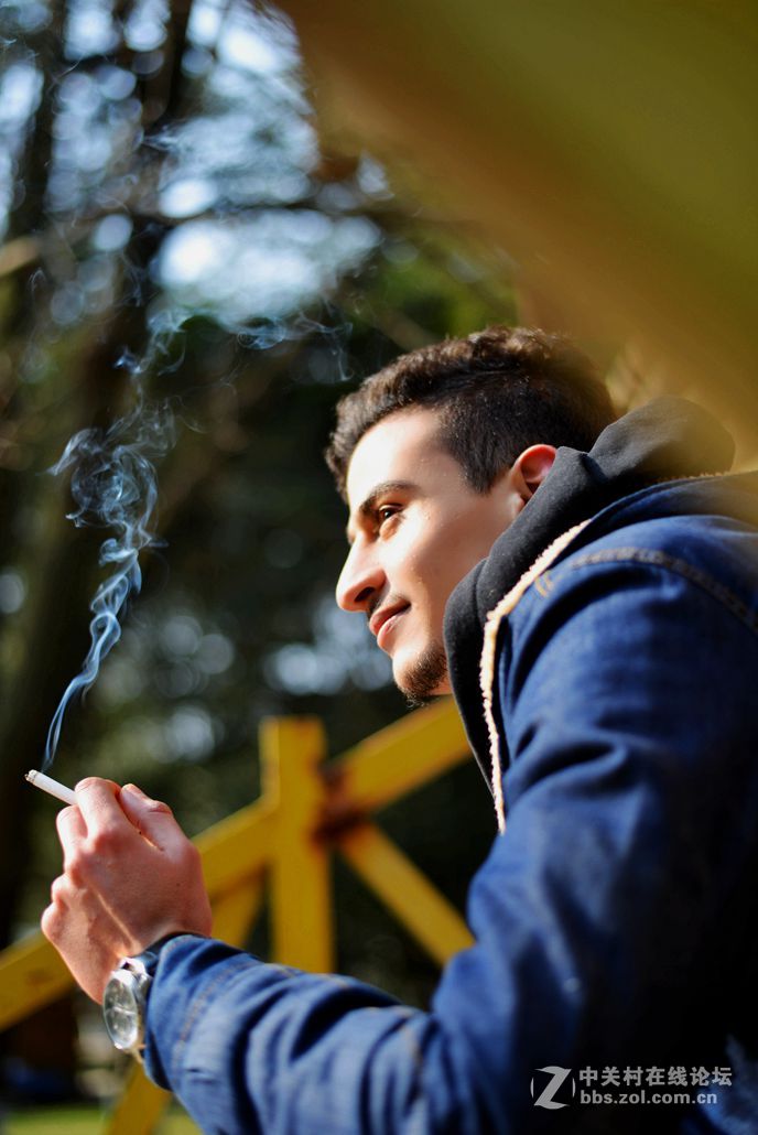 周末约拍来自也门帅气小伙子