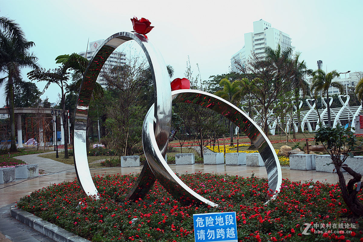 文华公园添新颜