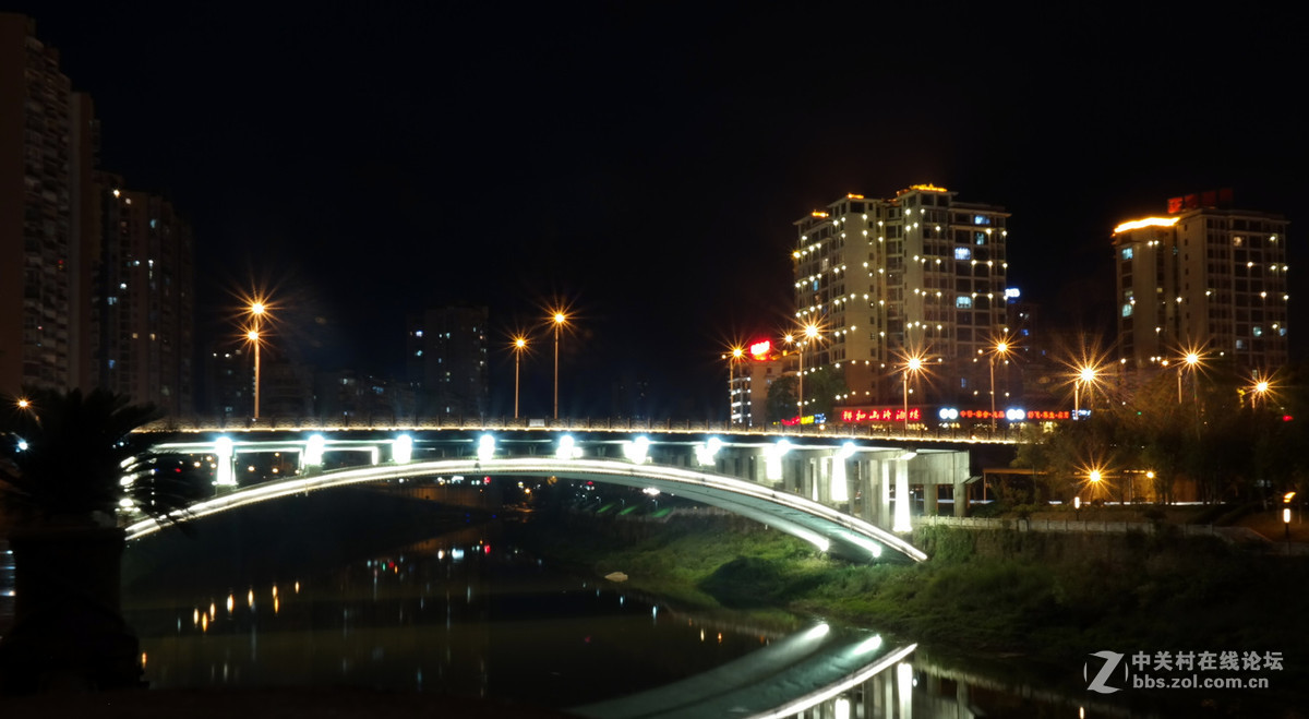 小城夜景（一）