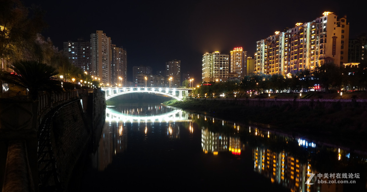 小城夜景（一）