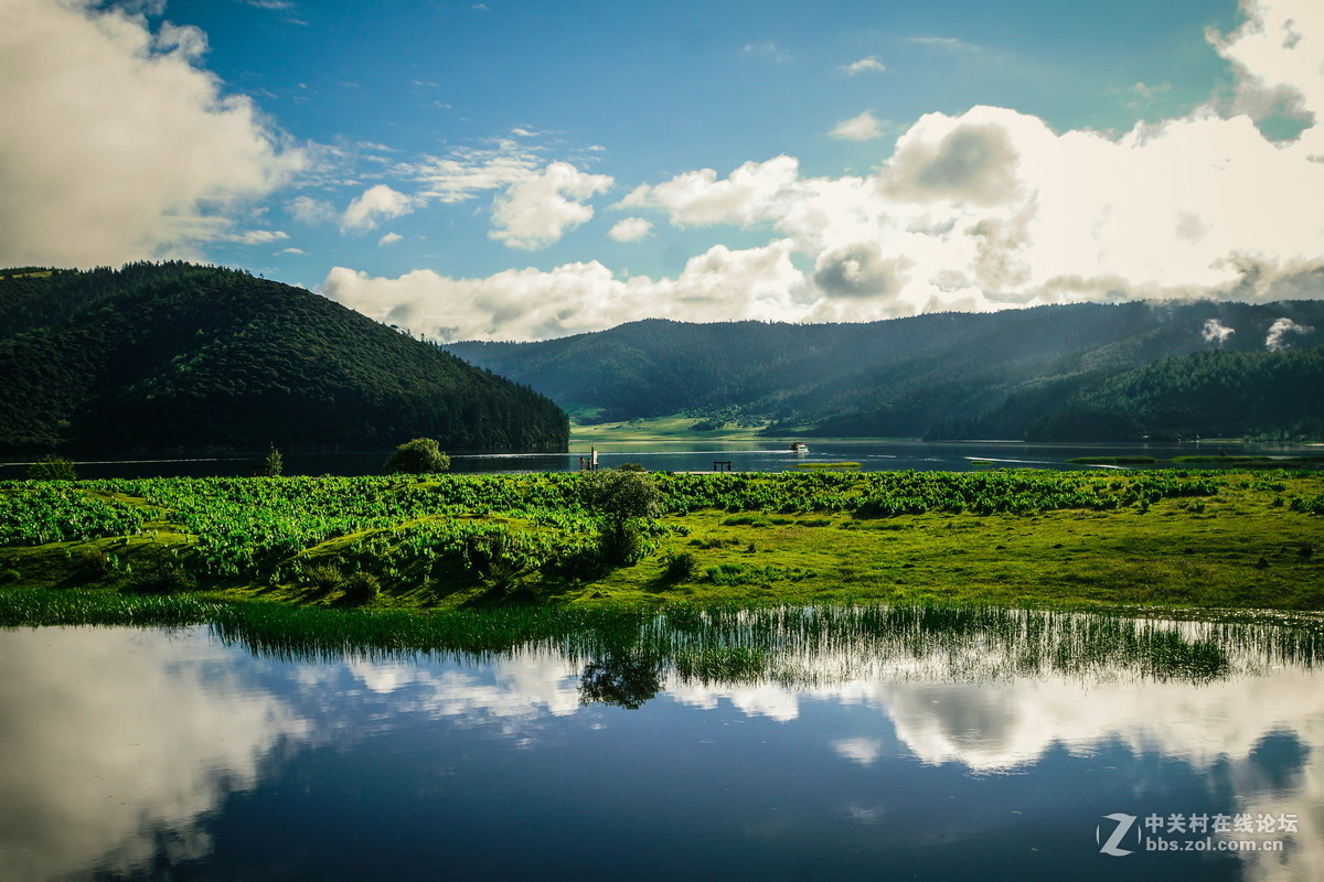 香格里拉。普达措