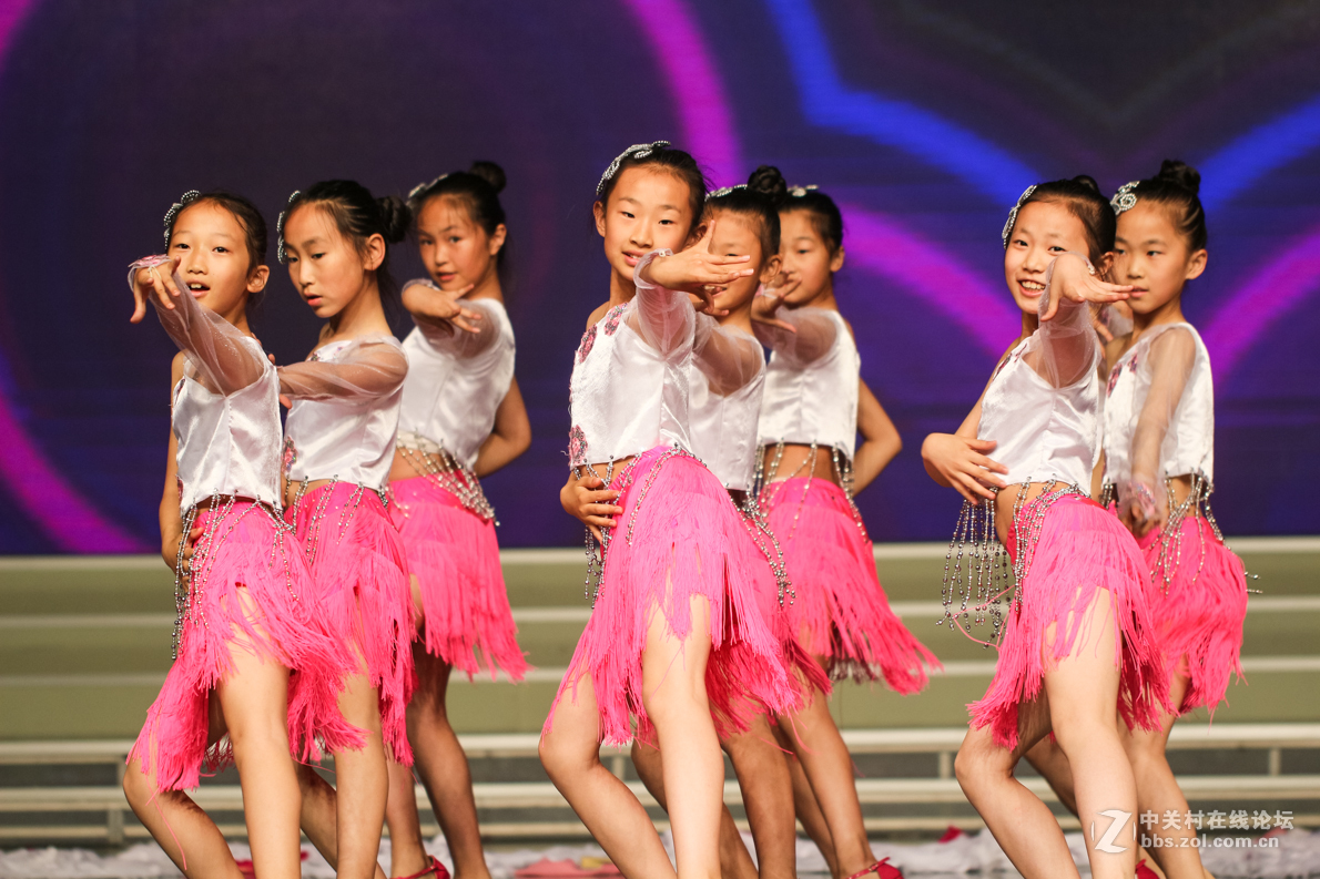 教育机构六一节目汇演