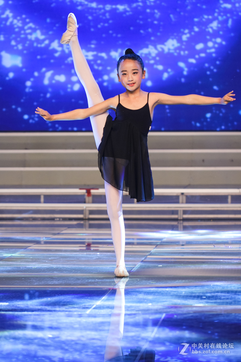 教育机构六一节目汇演