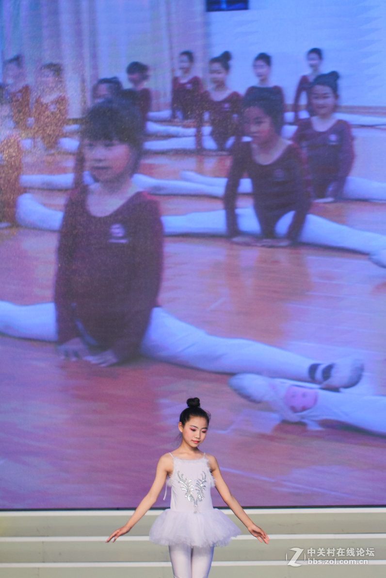 教育机构六一节目汇演