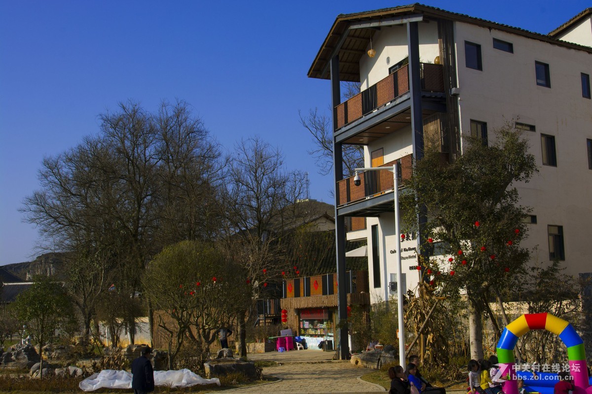 三岔河畔，美丽的纳孔布依寨