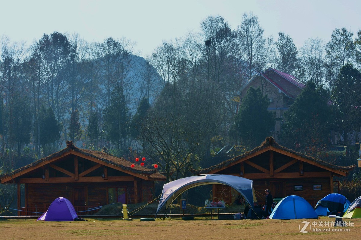 三岔河畔，美丽的纳孔布依寨