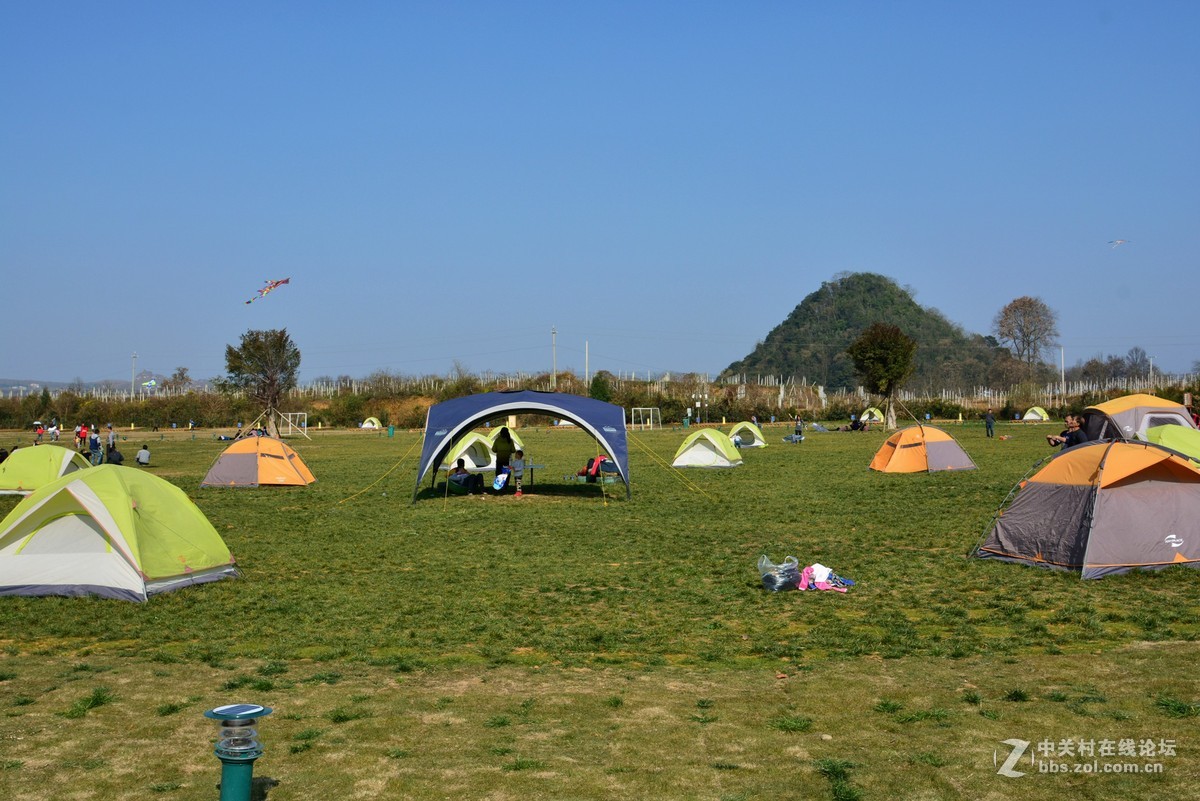 三岔河畔，美丽的纳孔布依寨