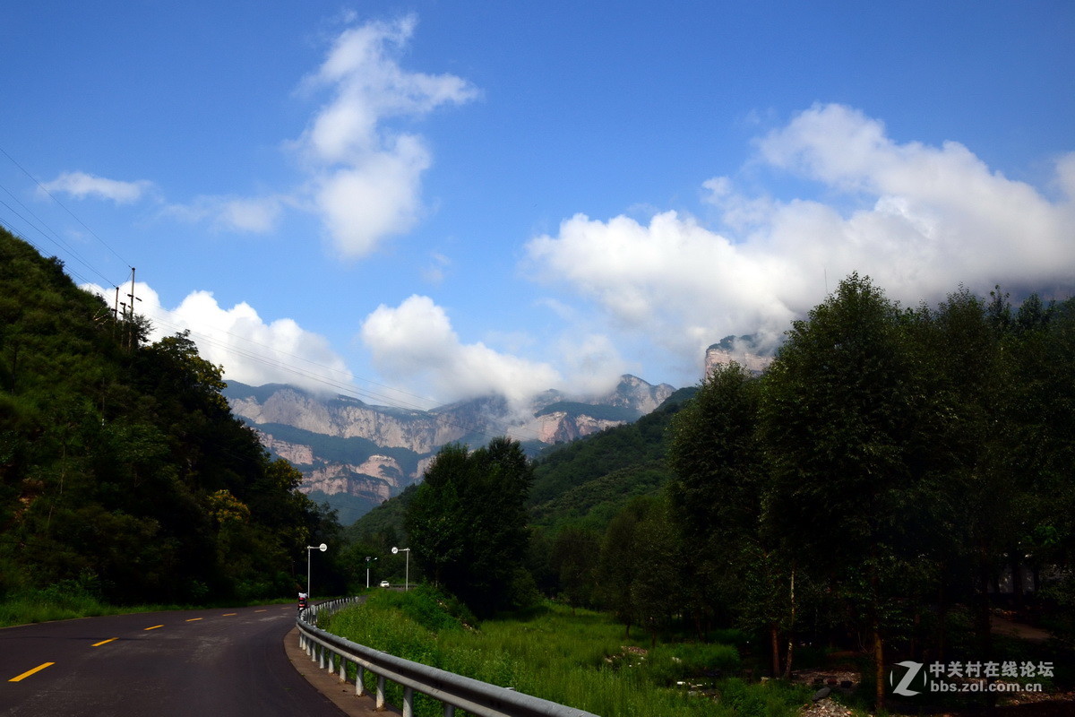 风光秀丽嶂石岩！
